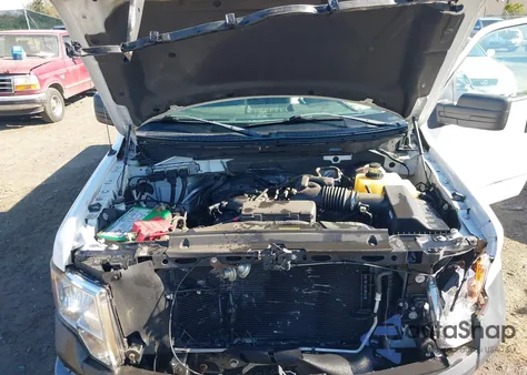 2013 Ford F-150 Xl z USA, uszkodzony, nr VIN 1FTMF1CM7DKF12952